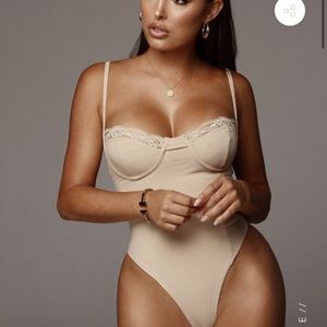 JLUXLABEL Delaney lace bodysuit! Beautiful condition